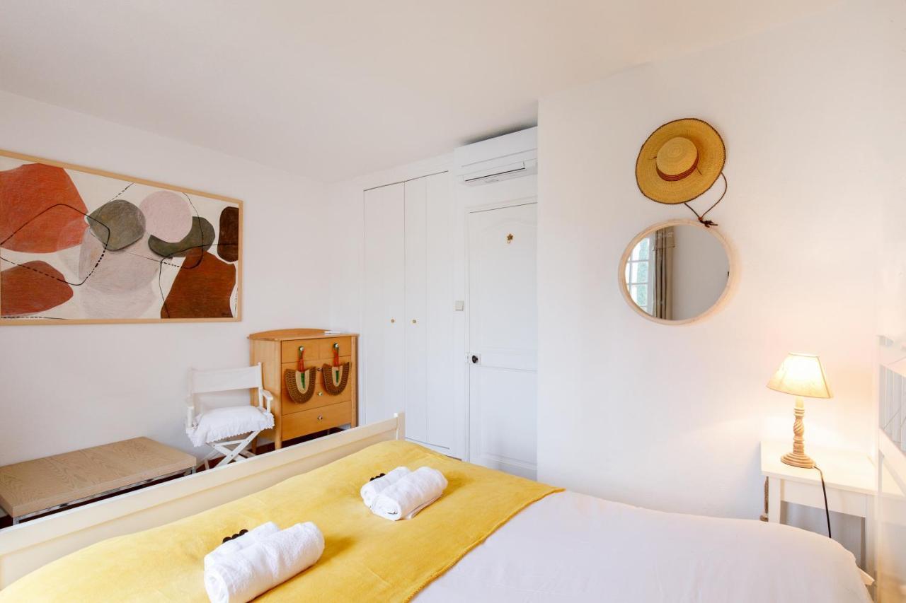 Grimaud 4vents YourHostHelper Extérieur photo