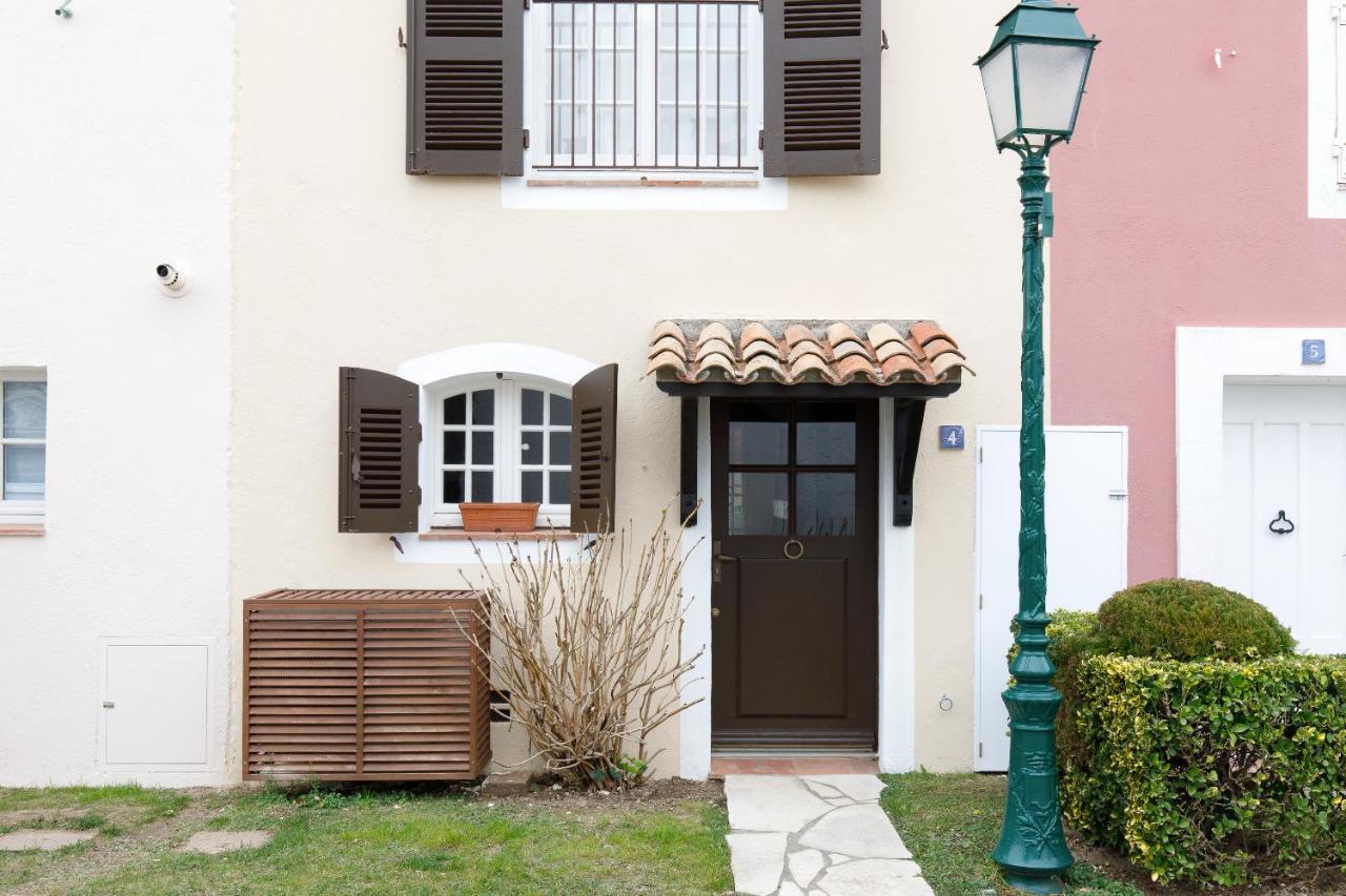 Grimaud 4vents YourHostHelper Extérieur photo